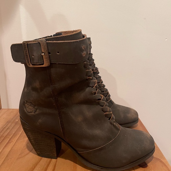 Harley-Davidson Women's Calkins
Fashion Boot SMOKE FUMEE SIZE-9 - Picture 8 of 12